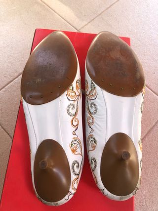 Zapatos Mango.