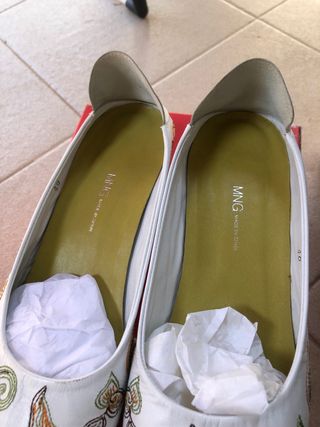 Zapatos Mango.