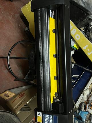 Plotter de corte eh721