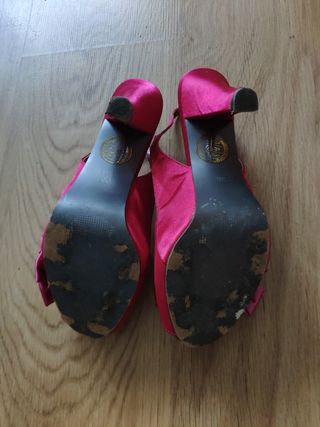 Peciosas sandalias 