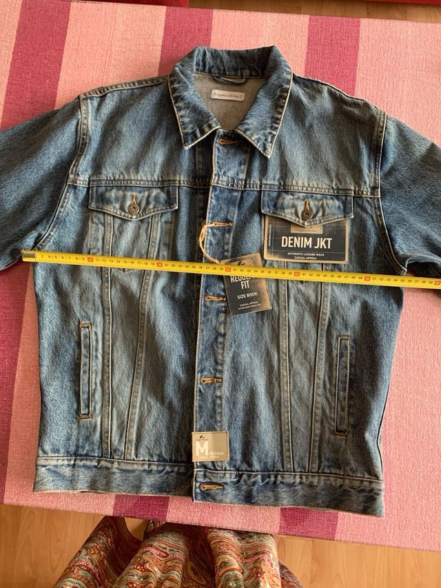 Cazadora vaquera sin estrenar