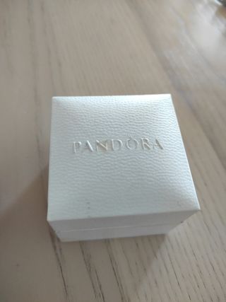 Anillo corona Pandora