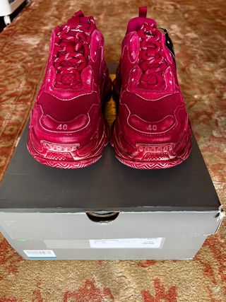 Balenciaga 