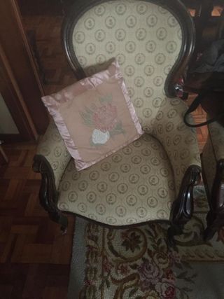 Divani, sedie e poltrone antichi