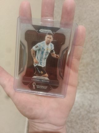 cromo Messi panini PRIZM QATAR22 #7