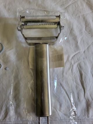 Pelador de cocina multifuncional
