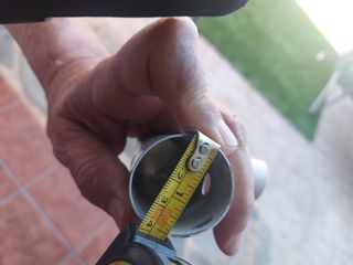 Soporte y pie y cruz 15 euros, en conjunto