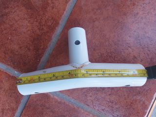 Soporte y pie y cruz 15 euros, en conjunto