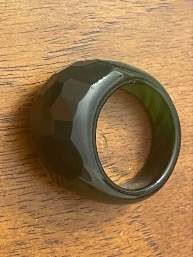 Anello di giada