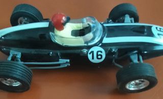 Coche Scalextric Cooper 16