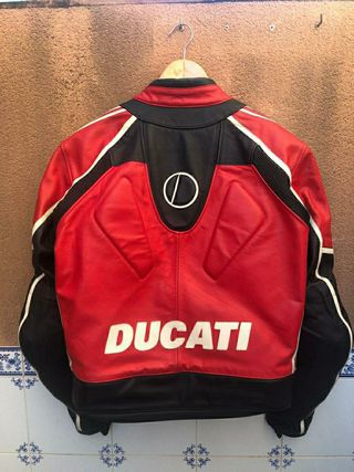 Mono dos piezas moto DAINESE Ducati