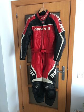 Mono dos piezas moto DAINESE Ducati