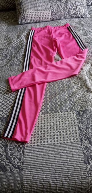 Pantalón chandal fucsia