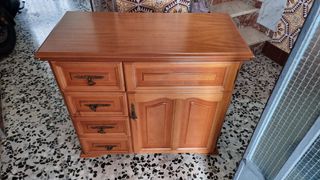 Maquina de coser antigua Mercedes con mesa