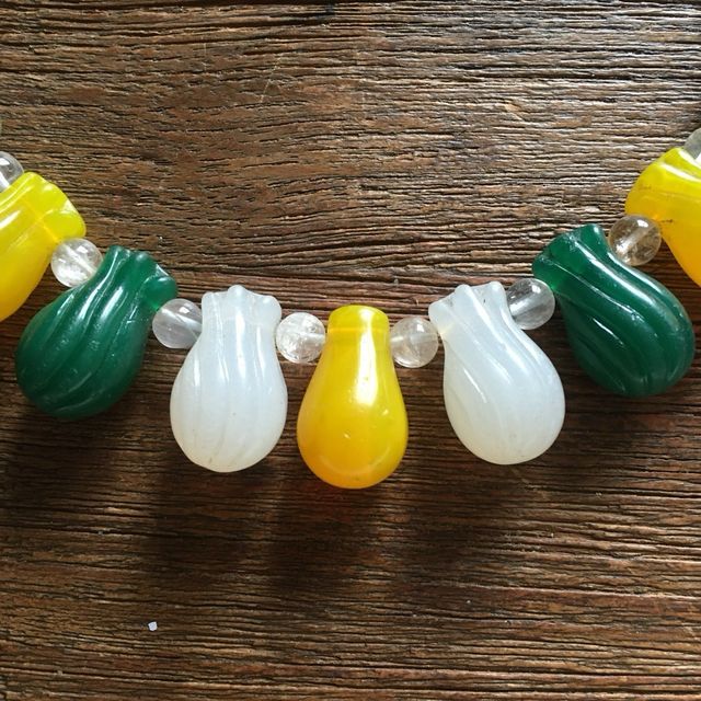 2 colares étnicos Verde/Branco/Allo/Azul/Vermelho/Branco