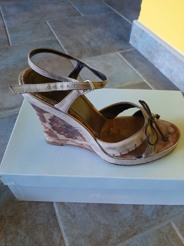 Sandali con zeppa "Bata"