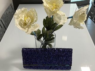 Cartera de mano fiesta morada