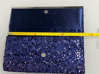 Cartera de mano fiesta morada