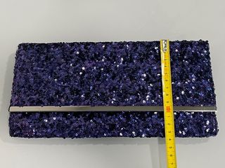 Cartera de mano fiesta morada