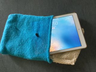 Custodia IPad o tablet in lana