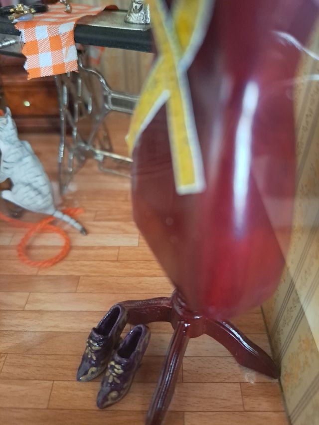 Escena Modista en miniatura