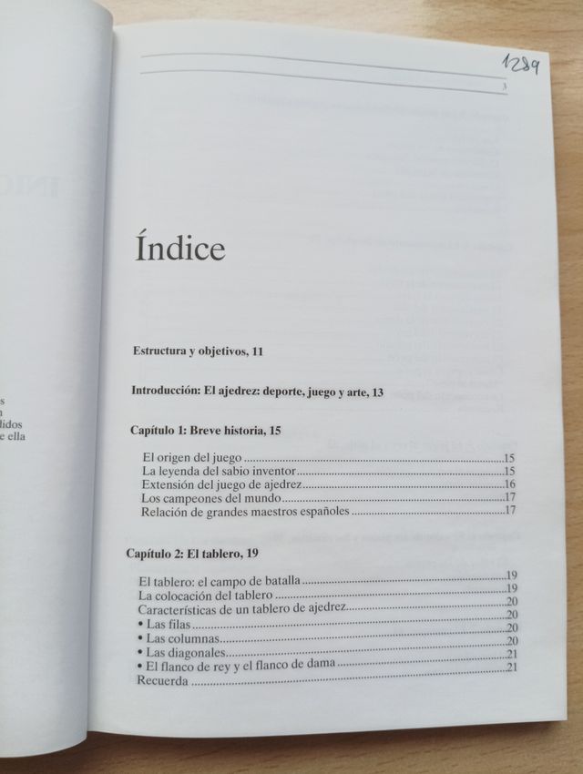 Iniciación al ajedrez, libro