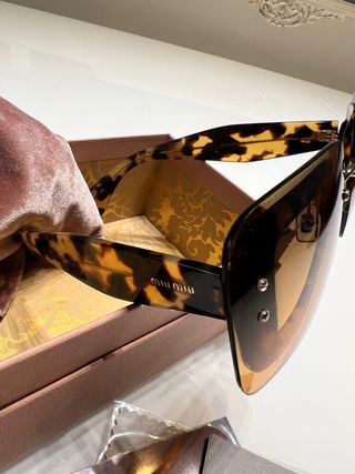 Gafas de sol MIU MIU