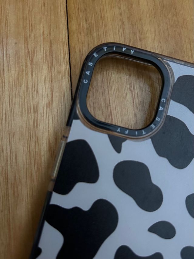 Funda Casetify - iPhone 14 y 13