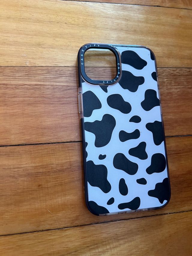 Funda Casetify - iPhone 14 y 13