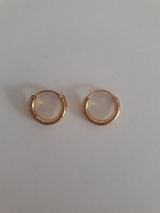 Pendientes SANSARU aros chapados en oro