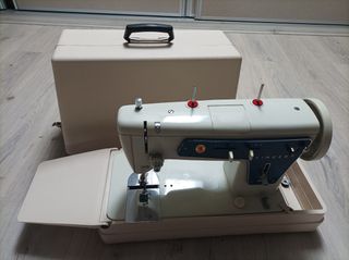 Maquina coser singer con maletin