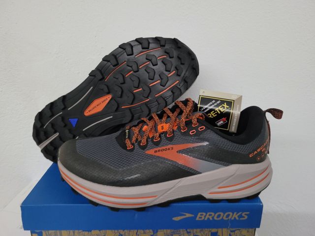 BROOKS CASCADIA 16 goretex talla 43