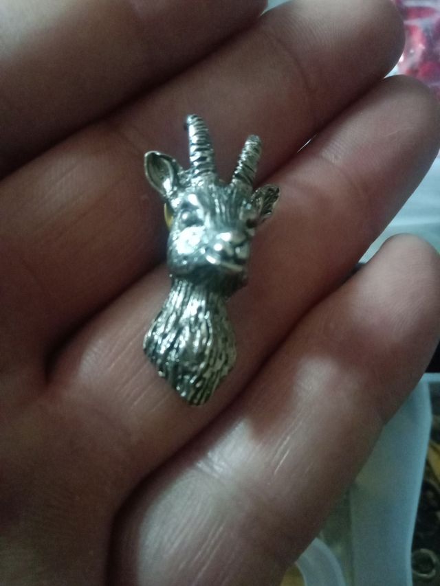 PINS CAZA REBECO, GAMUZA , SARRIO