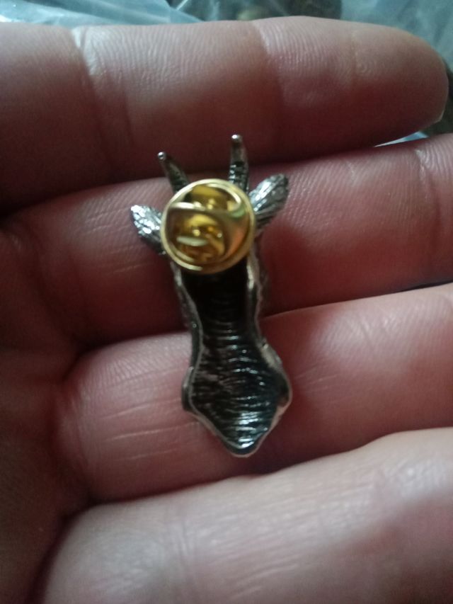 PINS CAZA REBECO, GAMUZA , SARRIO