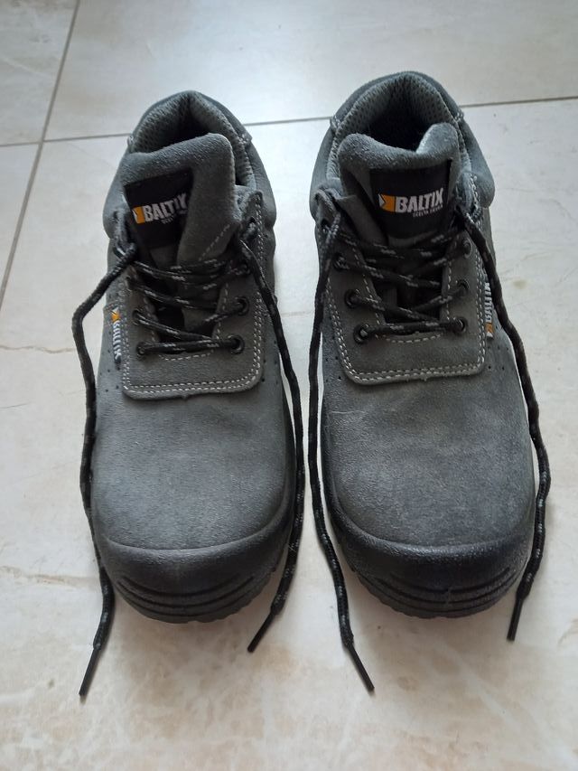 Scarpe antinfortunistiche N. 41