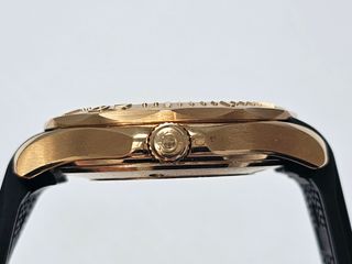 Reloj omega seamaster oro rosa