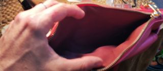 Bolso pequeño fucsia,nuevo bandolera,y correa mano