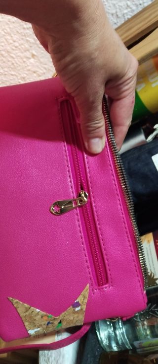 Bolso pequeño fucsia,nuevo bandolera,y correa mano