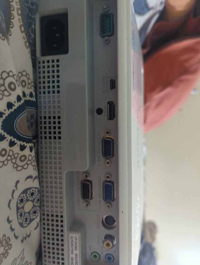 Proyector Hitachi CP-DX300