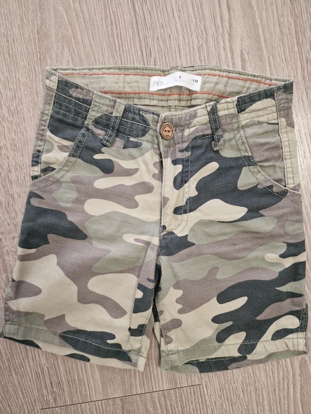 pantalones cortos de niño