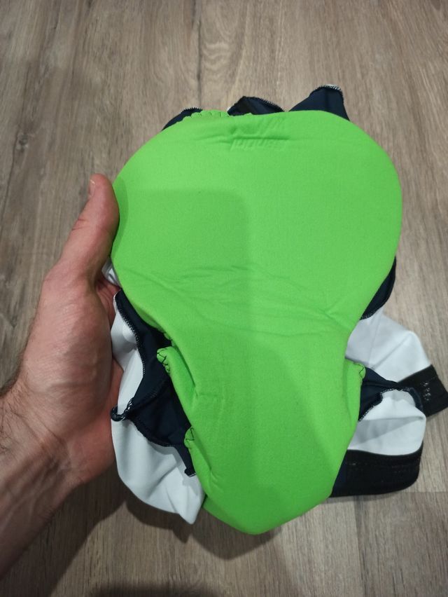 Equipación Ciclismo + Guantes