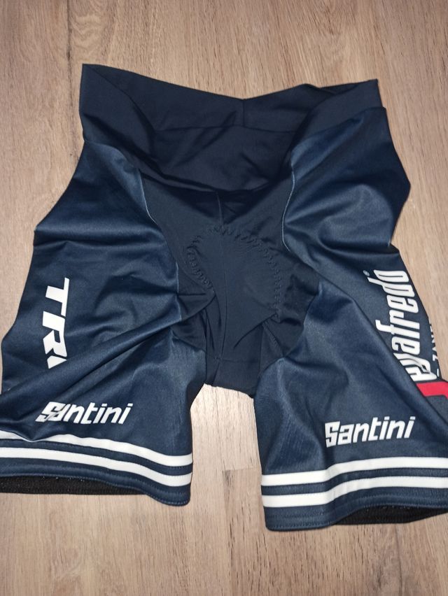 Equipación Ciclismo + Guantes