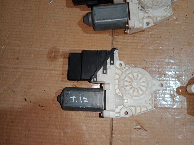 motor elevalunas Volkswagen Golf 4