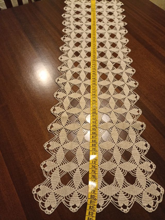 centro tavola all'uncinetto