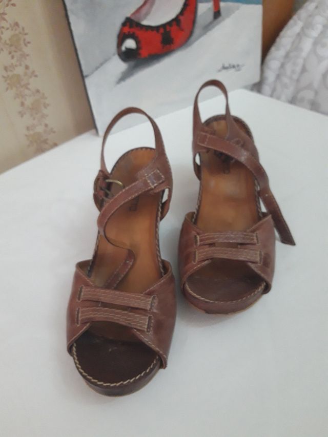 sandalo in pelle
