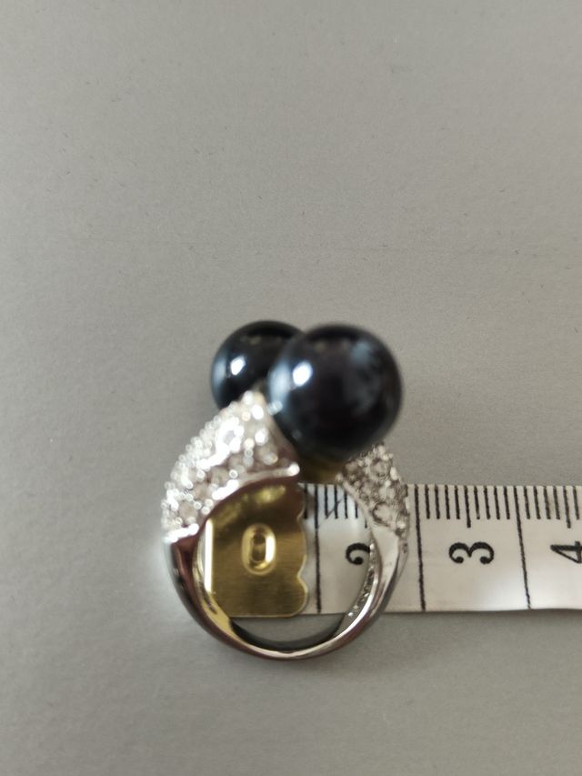 Anillo bisutería perlas negras