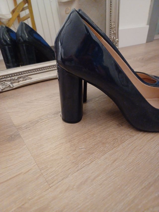 zapato salón punta cuadrada