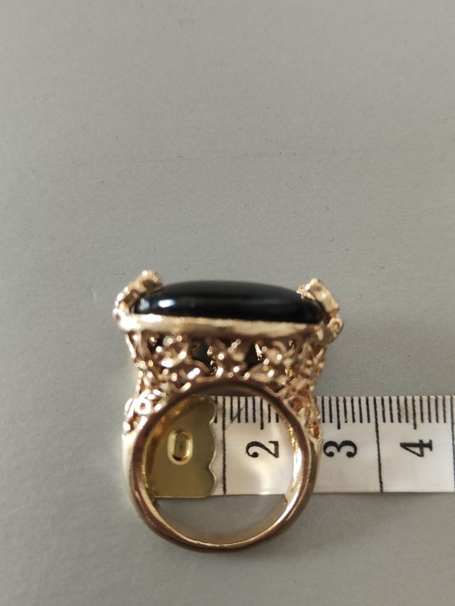 Anillo bisutería mariposas y piedra negra