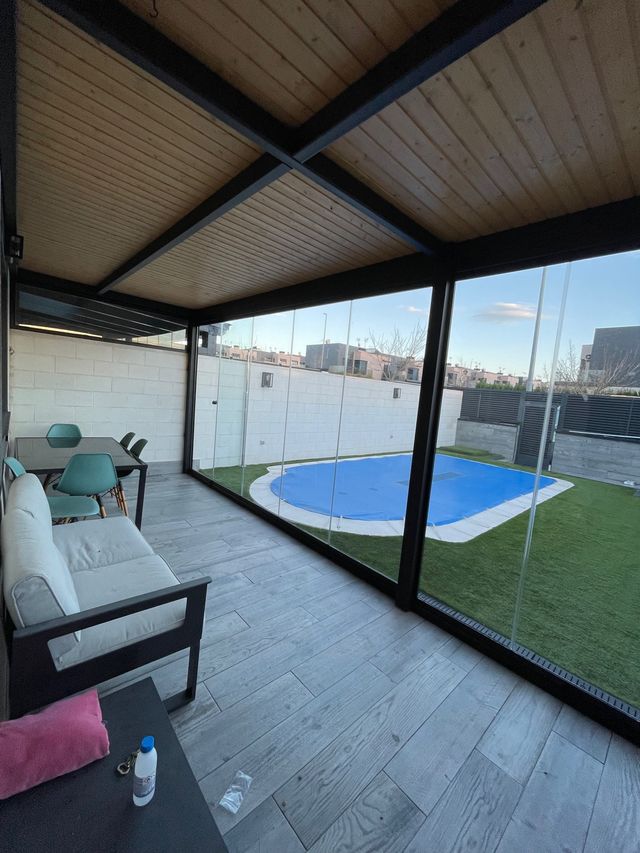 Cortina de Cristales desde 250€ m2