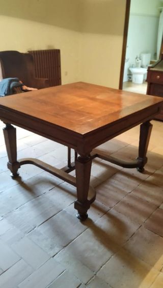 Lotto di mobili rustici